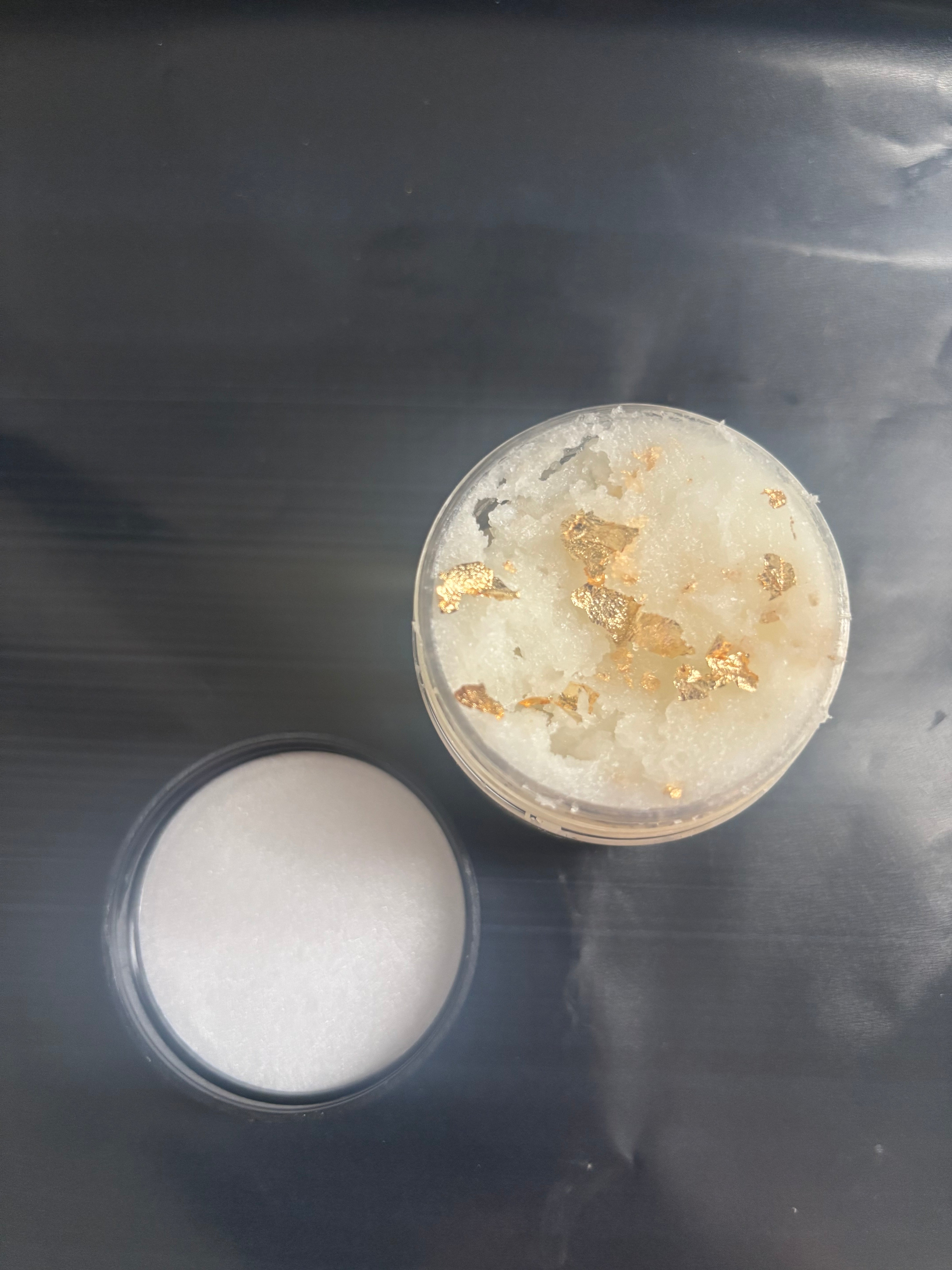 Cashmere Vanilla Body Scrub